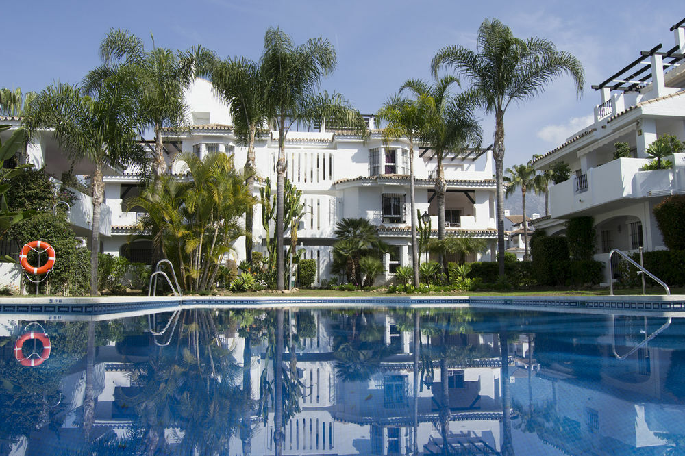 Apartamentos Y Casas Serinamar Marbella El Ángel Exterior foto