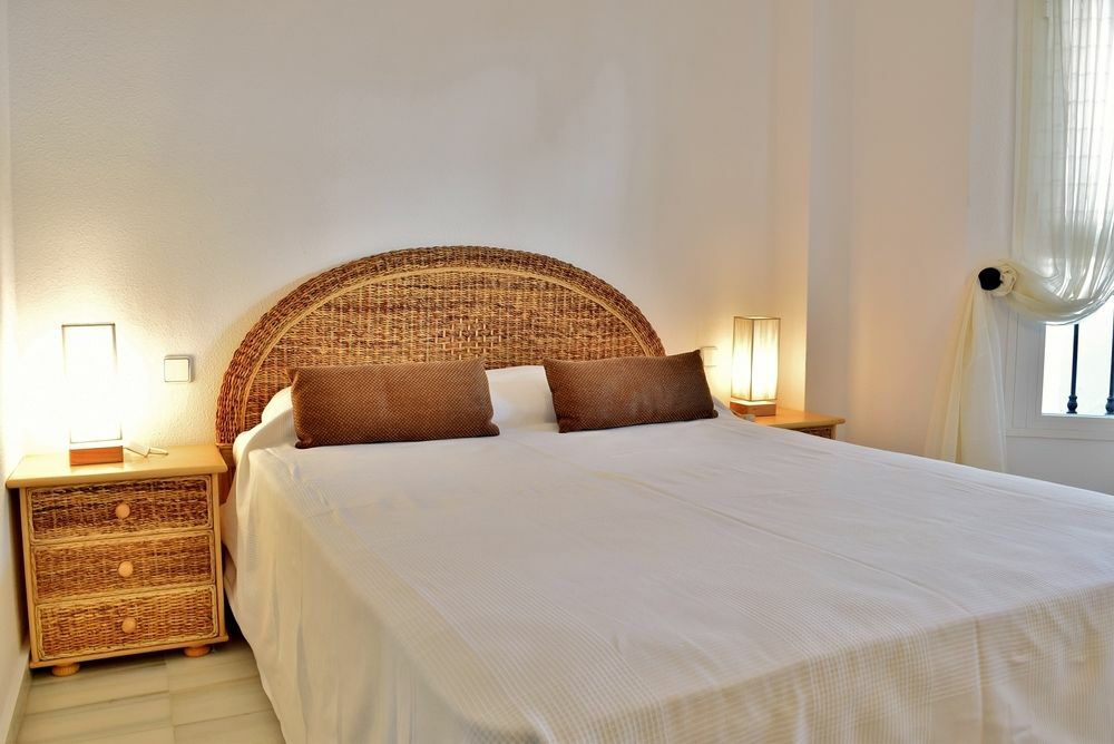 Apartamentos Y Casas Serinamar Marbella El Ángel Exterior foto