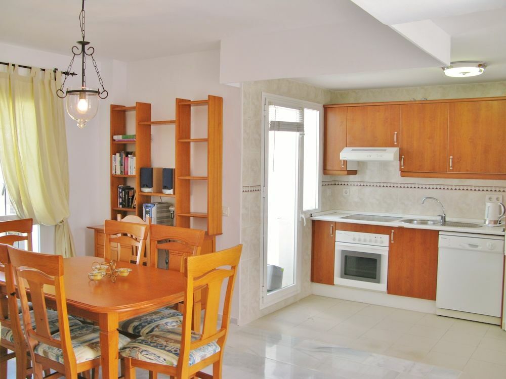 Apartamentos Y Casas Serinamar Marbella El Ángel Exterior foto