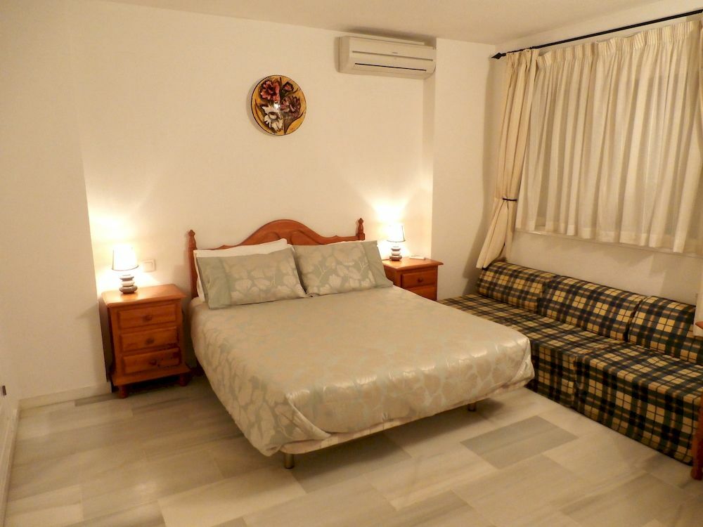 Apartamentos Y Casas Serinamar Marbella El Ángel Exterior foto